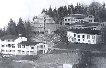 Die Kapelle und zwei weitere Gästehäuser folgen